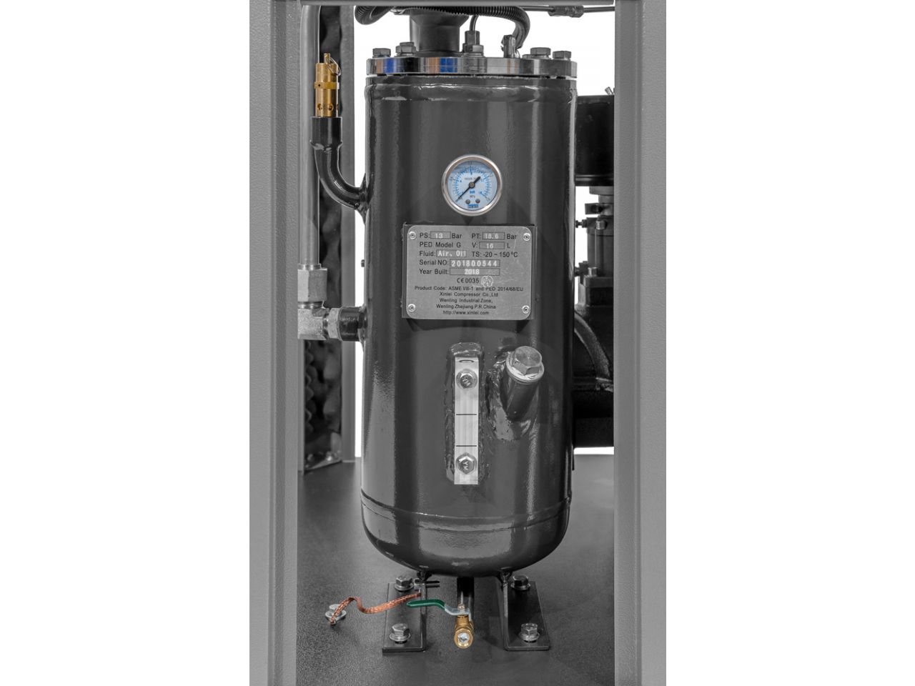 Airpress Kompresor śrubowy APS 25 IVR X 10 bar 25 KM/18.5 kW 620-2390 l/min Airpress Kompresor śrubowy APS 25 IVR X 10 bar 25 KM/18.5 kW 620-2390 l/min