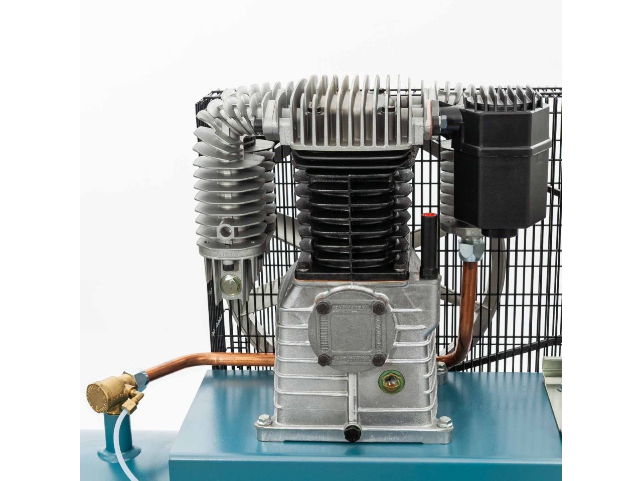 Airpress Kompresor dwutłokowy K 300-600 14 bar 4 KM/3 kW 400V 360 l/min 300 l Airpress Kompresor dwutłokowy K 300-600 14 bar 4 KM/3 kW 400V 360 l/min 300 l