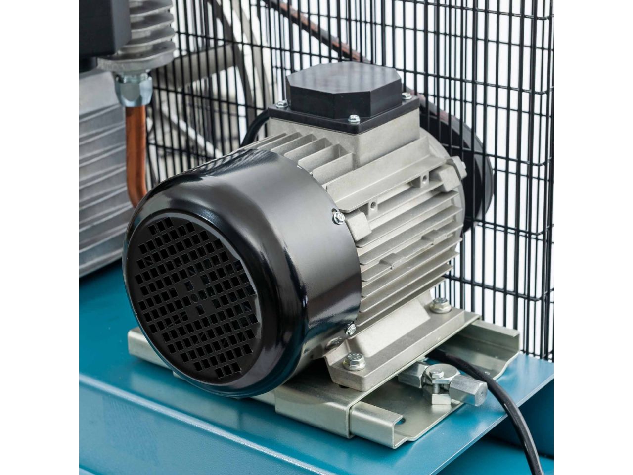 Airpress Kompresor dwutłokowy K 300-600 14 bar 4 KM/3 kW 400V 360 l/min 300 l Airpress Kompresor dwutłokowy K 300-600 14 bar 4 KM/3 kW 400V 360 l/min 300 l